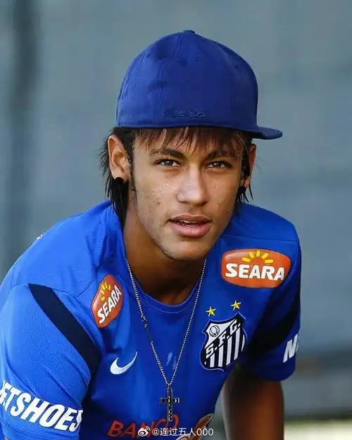 阿隆索凭借 阿隆索凭借