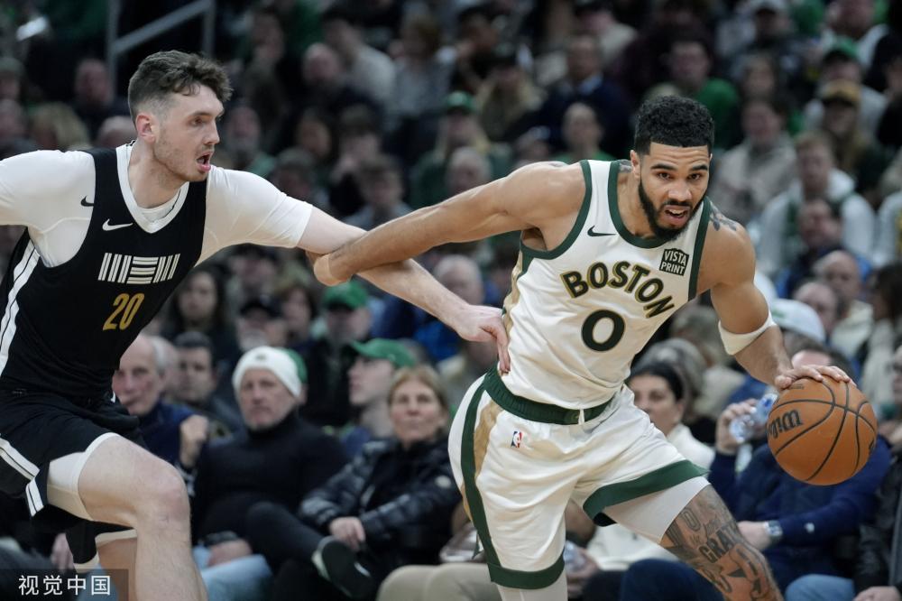 蒙德与球员 蒙德与球员