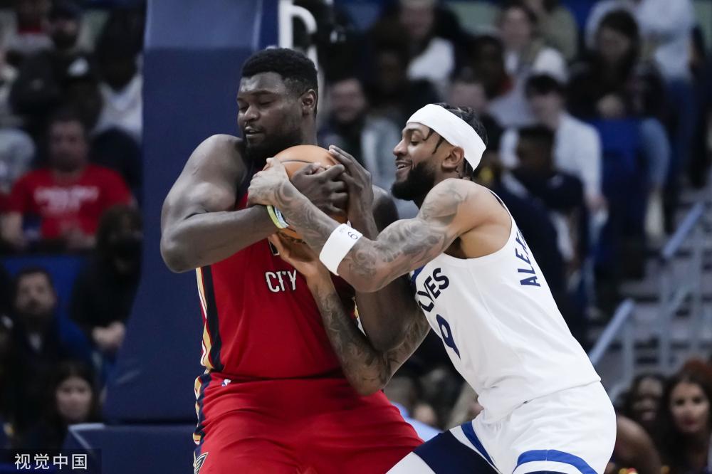 受媒体采访 受媒体采访